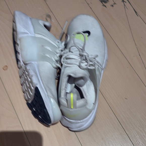 Nike Presto Size 4 Great Condition - Picture 5 of 5